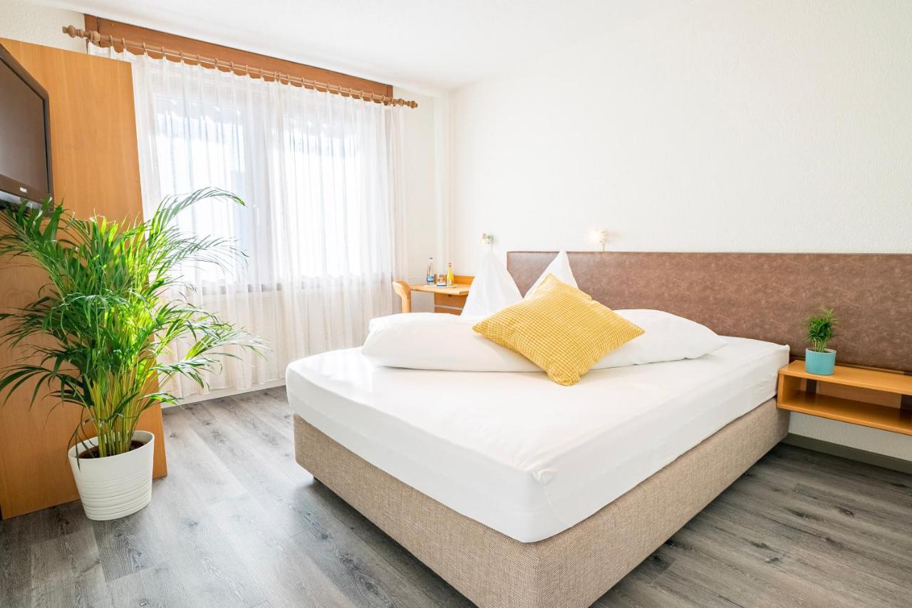 Hotel Sonne - Self Check-In Schwarzenburg Eksteriør bilde